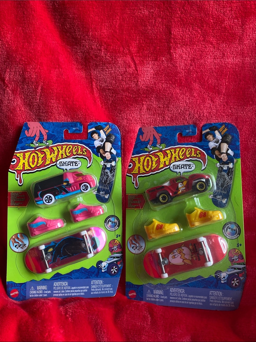 🚘 3/$26🚘 Hot Wheels Skate Playset - Pink, Red, Yellow, Blue